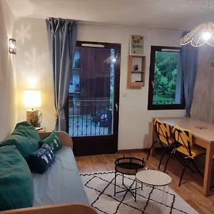 Appartement Charmant T3 Du Jardin Du Ramel, Bagnères-de-Luchon